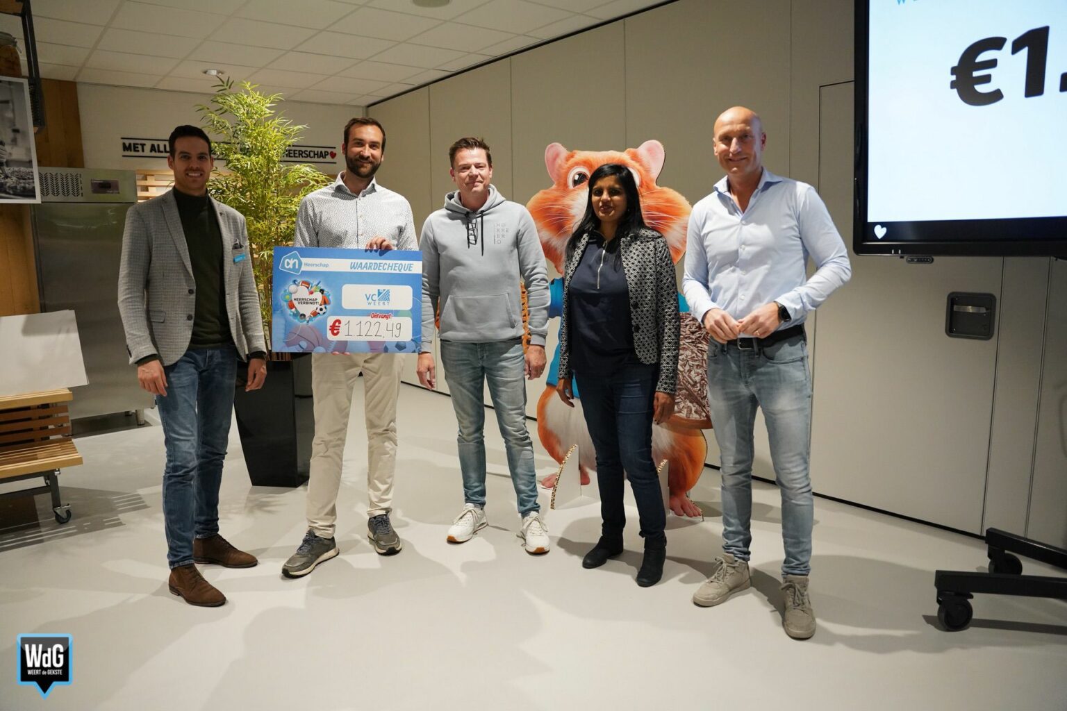 Albert Heijn Heerschap Verdeelt 15 000 Onder De Deelnemende Verenigingen