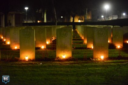 Lichtjes op oorlogsgraven in Nederweert