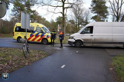 aanrijding fietser en bestelbus