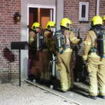 Brand in plafond van keuken in woning